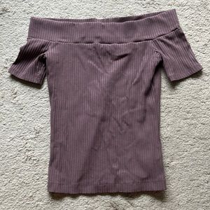 Preowned Aritzia Mauve Off Shoulder Top XS